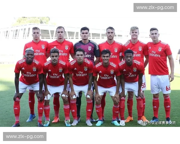 都灵的蓝色火焰与乌迪内斯的黑白坚韧：意甲赛场上的经典对决